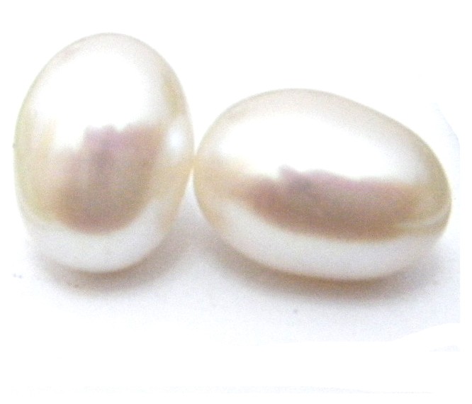 White 8-8.5mm Half Drilled Drop Pair